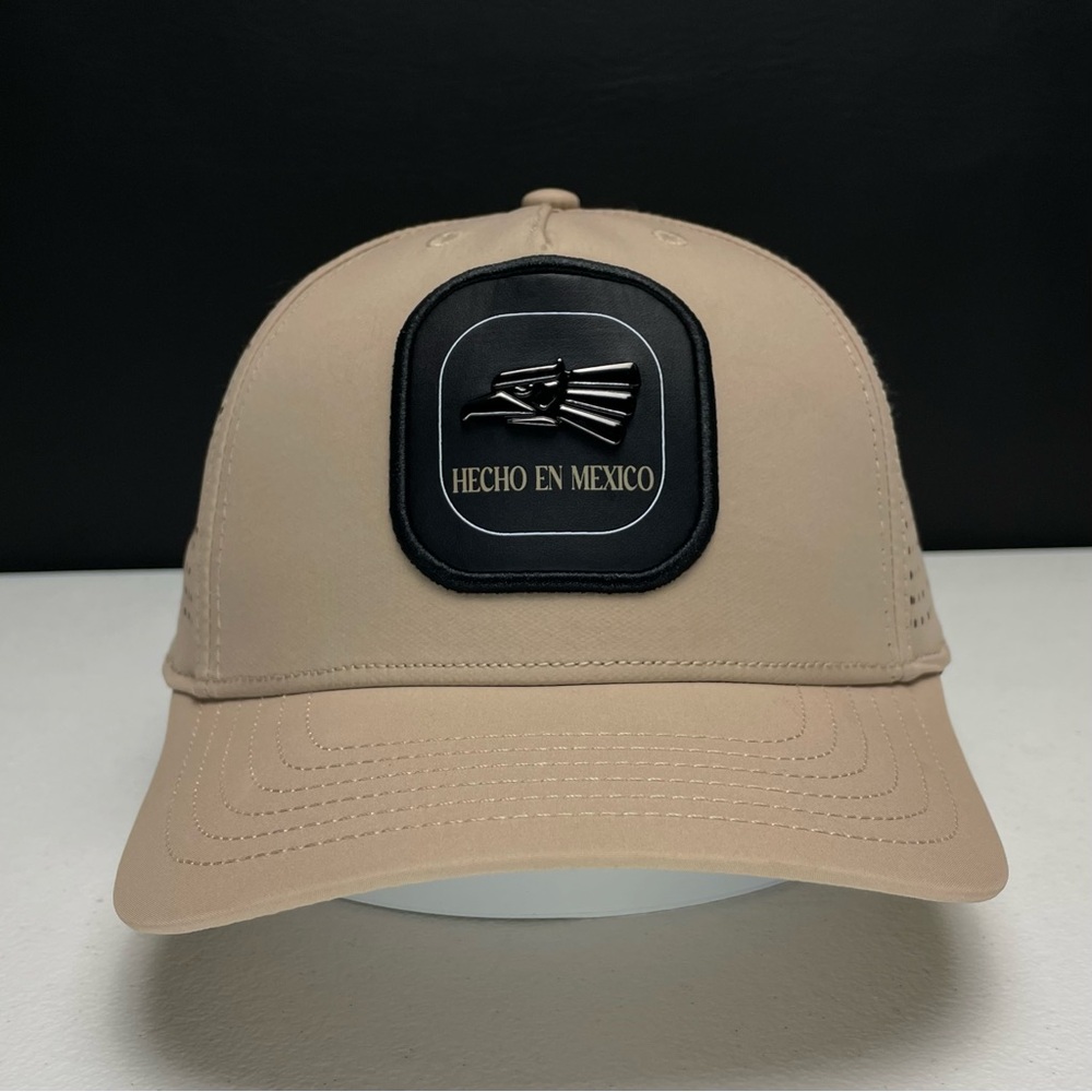 Hecho en Mexico Eagle Logo Baseball Cap – Beige Laser Cut Snapback